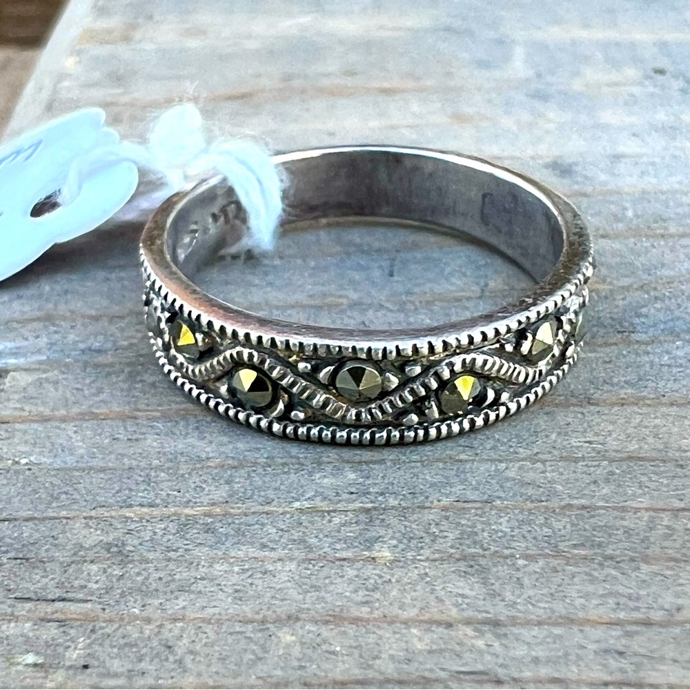 Silver & Marcasite Ring